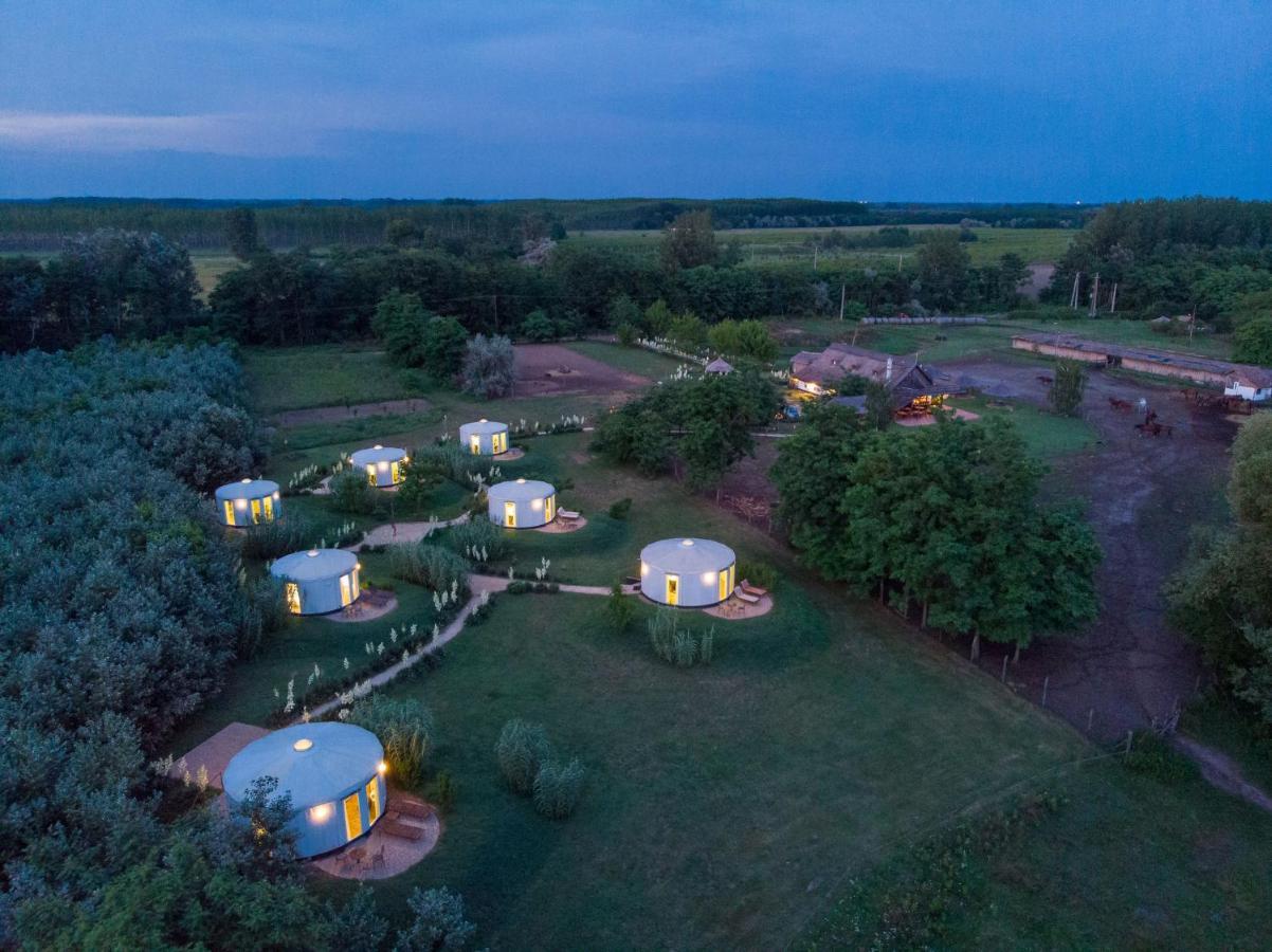 Homoki Lodge Bed & Beyond Glamping (Adults Only) Ruzsa 외부 사진